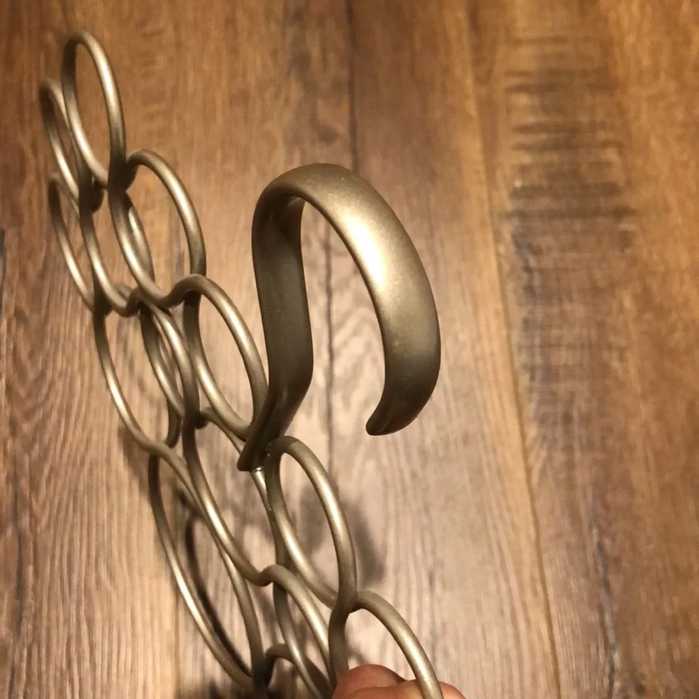 Scarf, Belt, or Tie Hanger